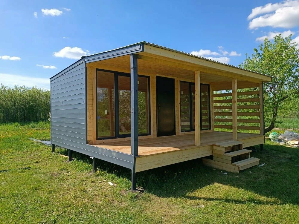Современный модульный дом с панорамным остеклением